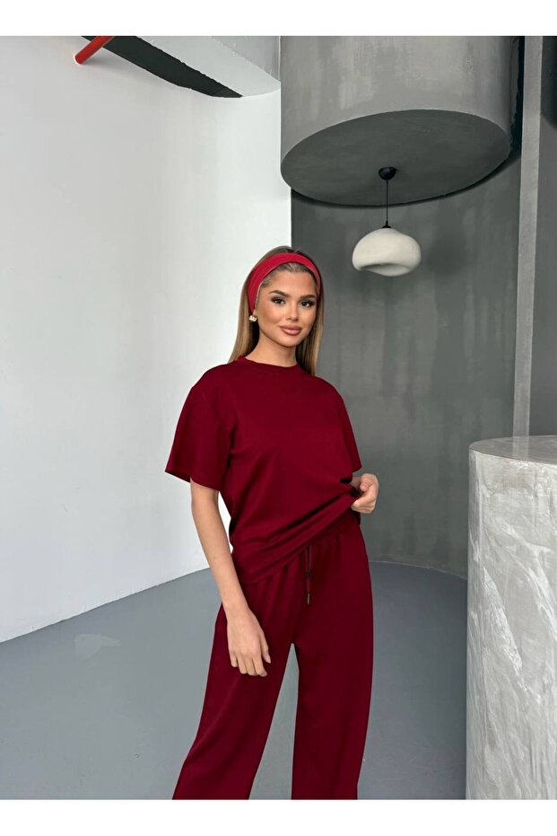 طقم بدلة رياضية نصف كم من القماش المشروط