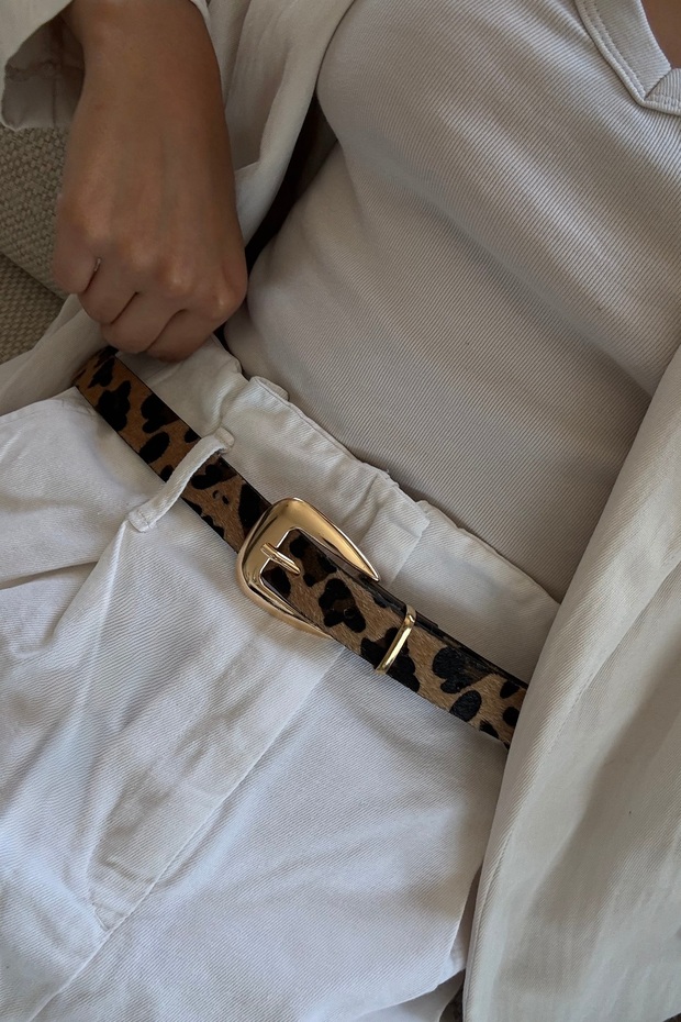 Wendy Gold Buckle Women's Belt (Feathered Leopard)