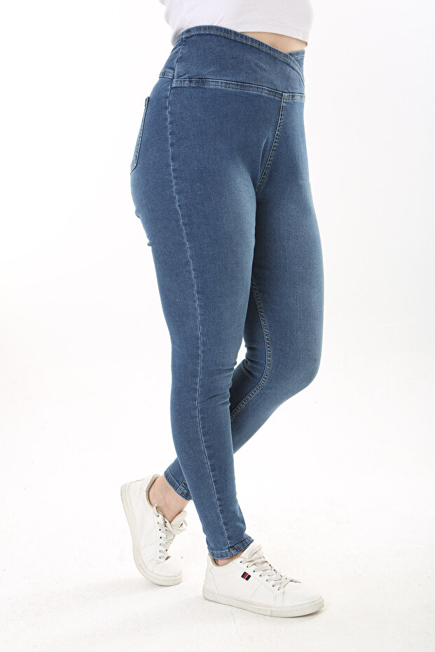 Women's Large Size Navy Blue Belt Detailed Waist Side Zipper Back Pocket Jeans 65N37645