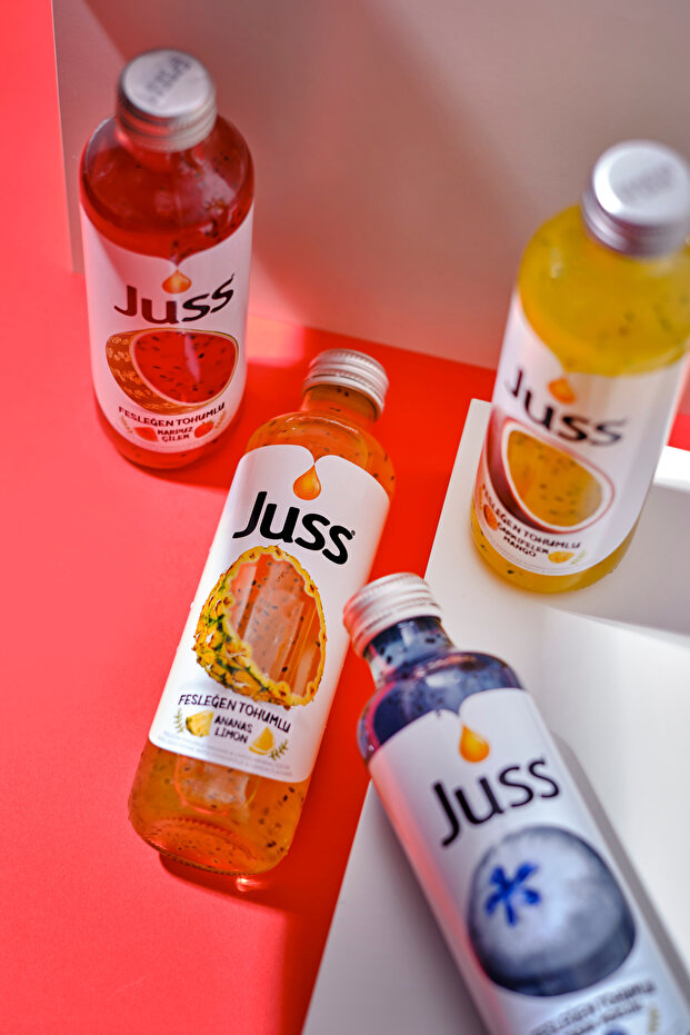 Fesleğen Tohumlu Karpuz Çilek Aromalı Meyve Suyu 6'lı - 6