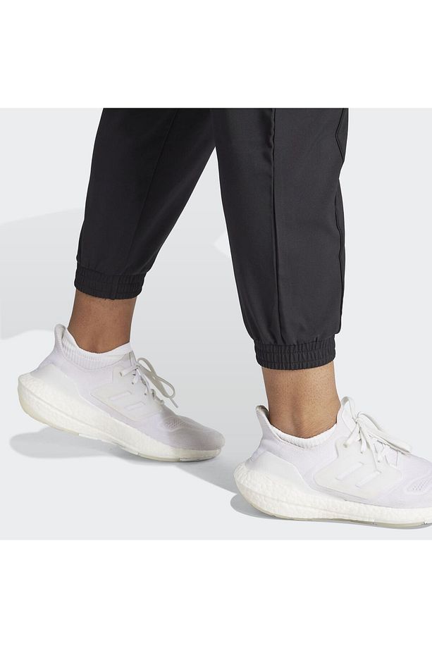 AEROREADY Train Essentials Minimal Branding Woven Eşofman Altı - 8