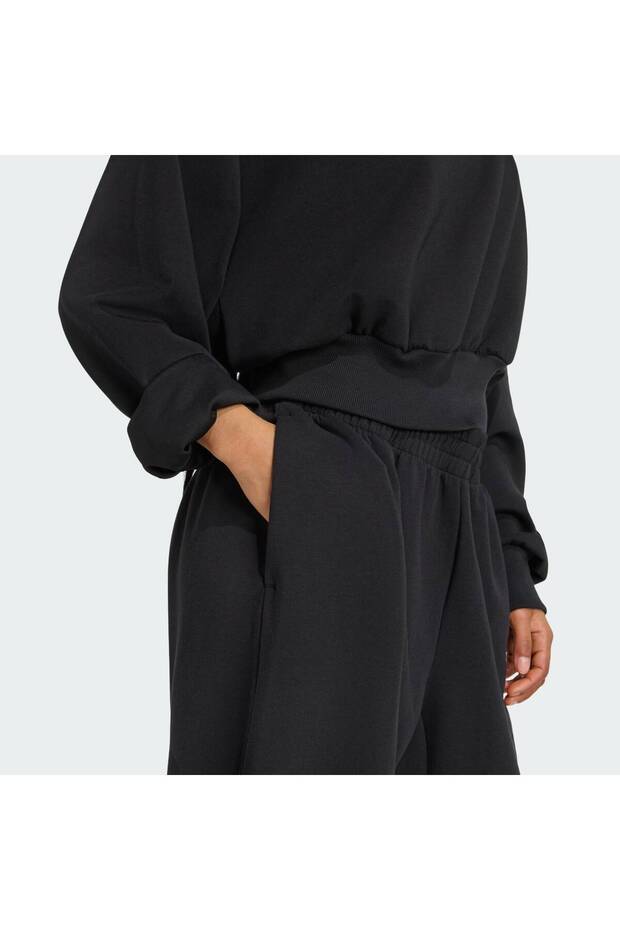 Soft Lux Loose Sweatshirt - 6