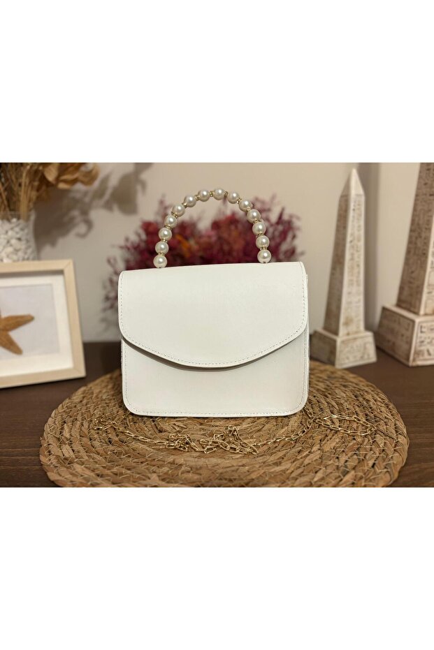 Women's Hand & Shoulder Bag with Pearls and Gold Chain