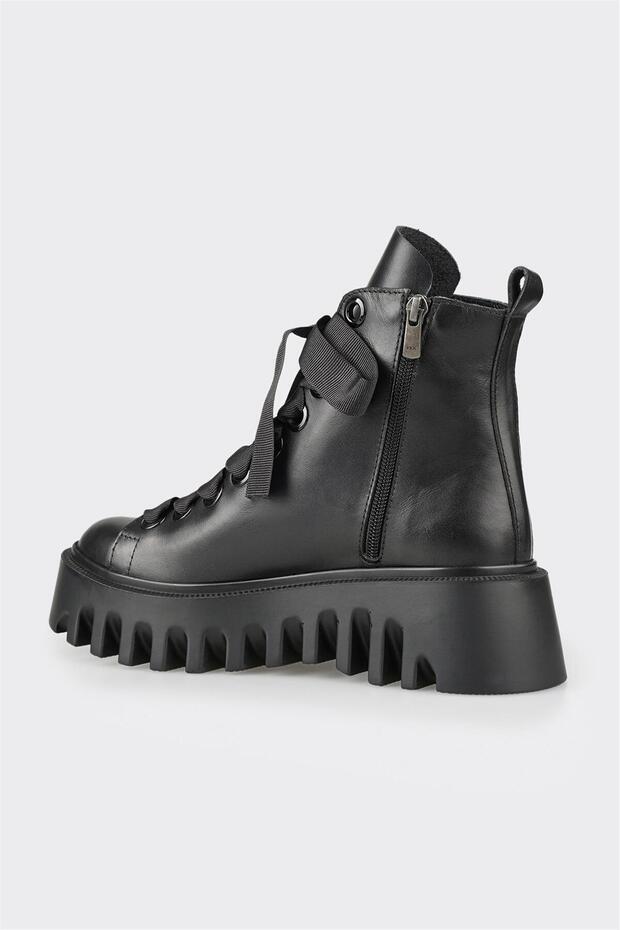 Siyah Deri Kadın Günlük Bot - 3