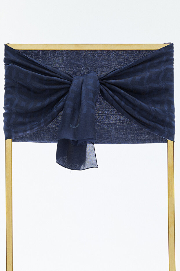 Amblem Detaylı Şal - 1