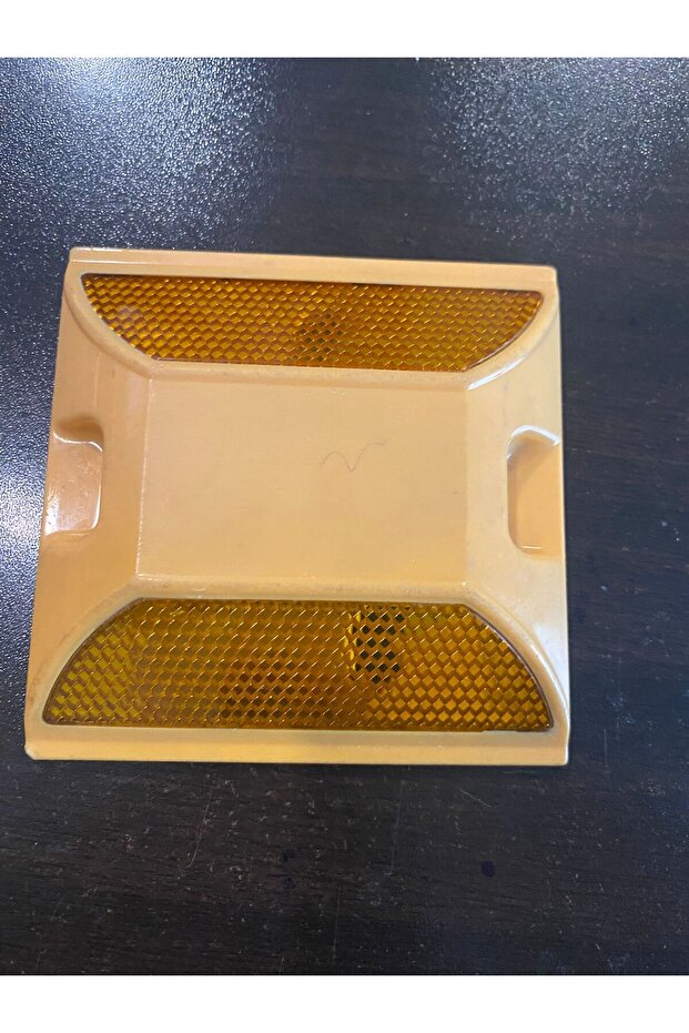 Plastic Road Button - 1