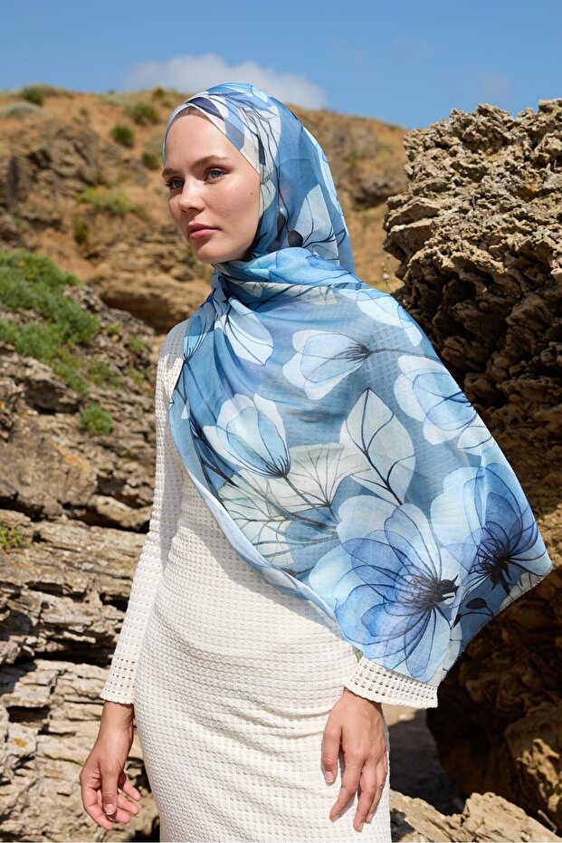 Alicia Model Moon Wrap - 1