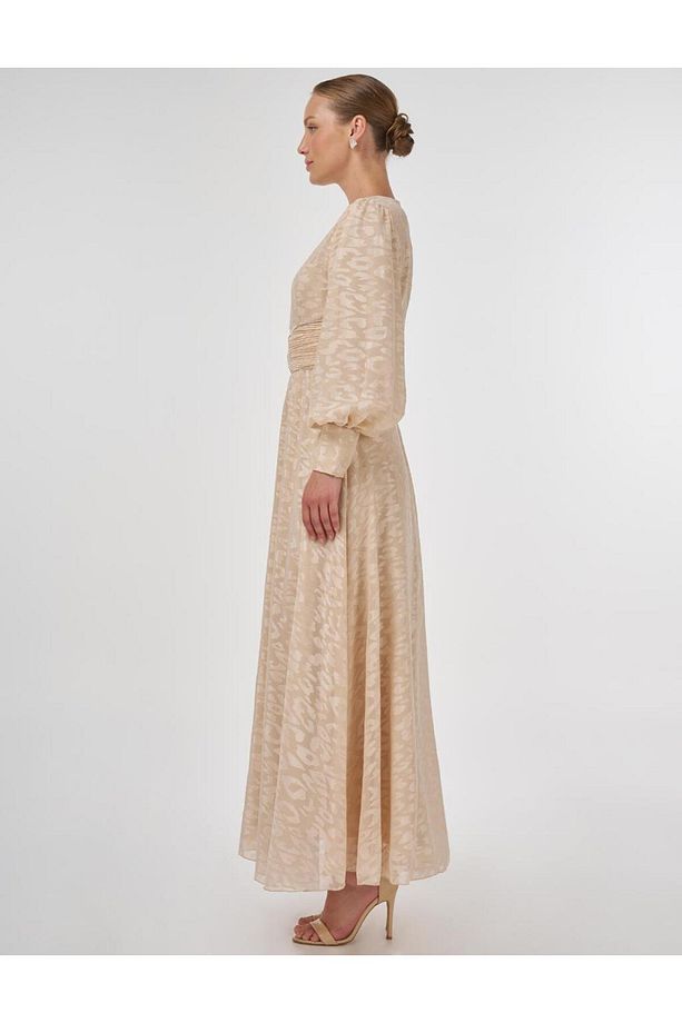 Drape Detaylı Jakarlı Elbise Kum Beji - 3