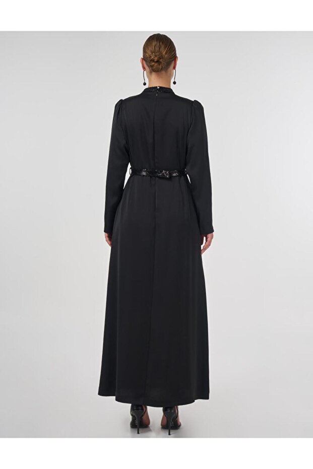 İşlemeli Saten Drapeli Elbise Siyah - 5