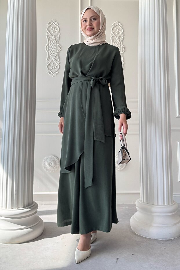 Asymmetric Model Khaki Ayrobin Suit
