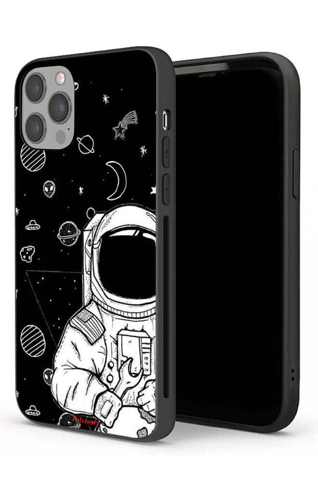 جراب حماية لجهاز Apple iPhone 12 Pro Max بتصميم رائد فضاء