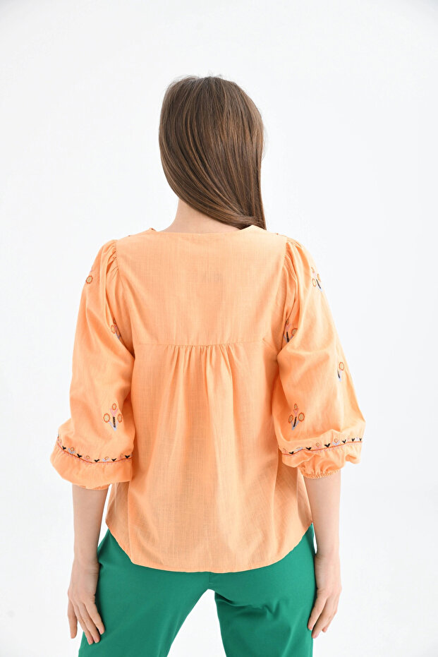 Tkano Bluza sa vezom - 8