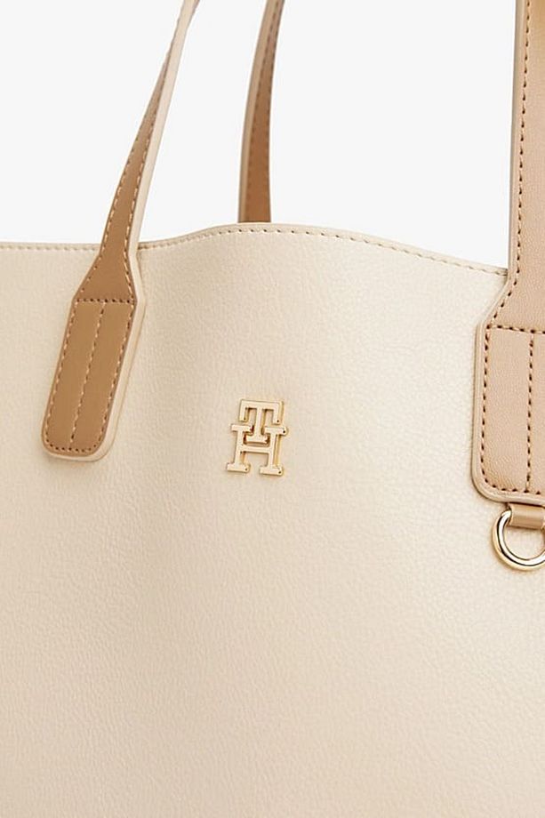 TH DISTINCT SATCHEL - 3