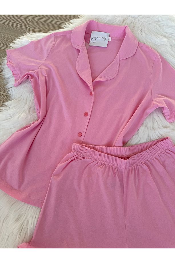 Şeker Pembe Pamuklu Kol ve Paça Fırfır Detaylı Kısa Kol Önden Düğmeli Şortlu Pijama Takımı - 5
