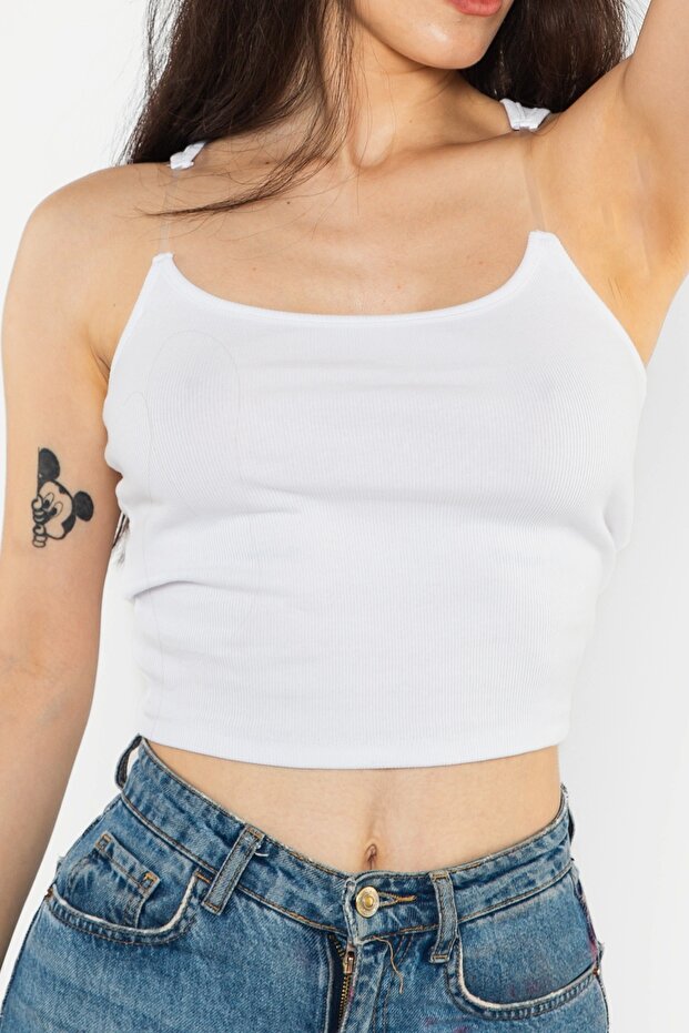 قميص داخلي أبيض مع حمالات شفافة - 1