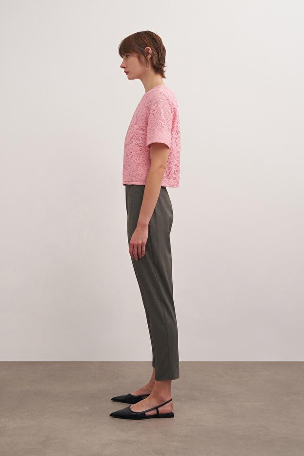 Kutu Form Dantel Bluz Pembe - 4