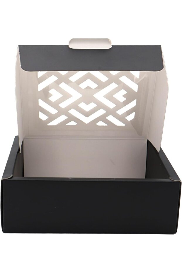 علبة هدايا سوداء بنافذة - 2