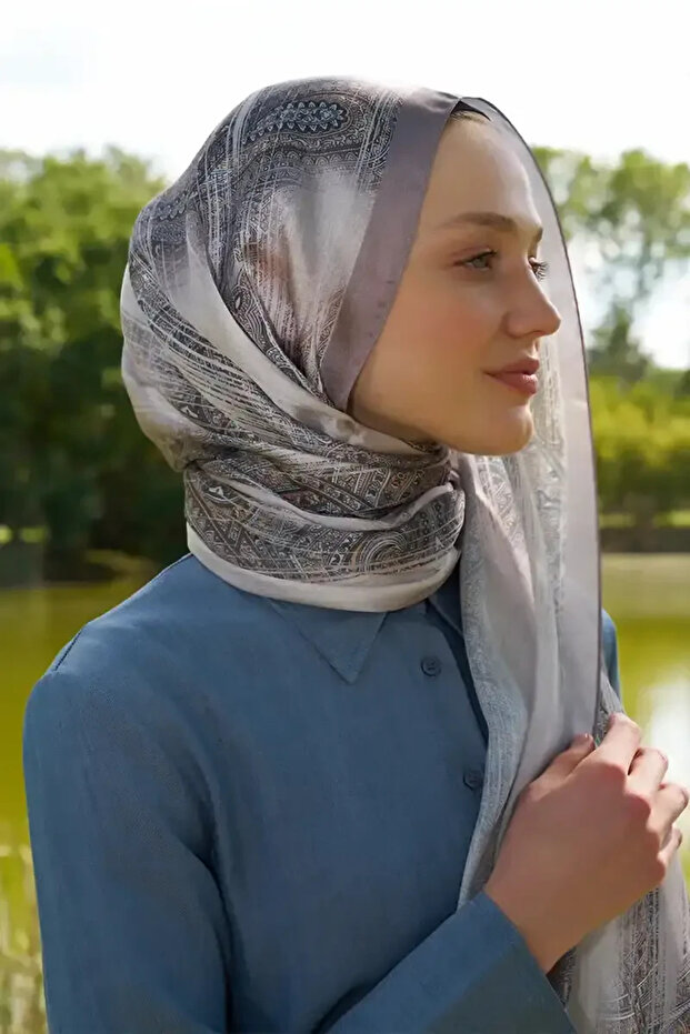 Crystal Hola Pattern Shawl - Mink
