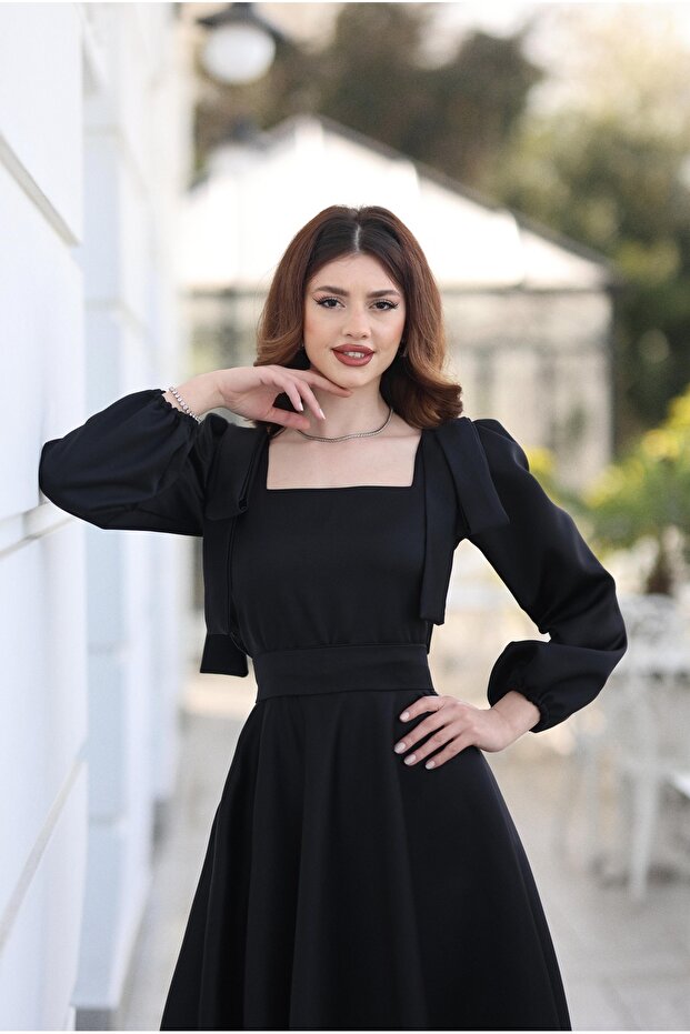Women's Black Square Collar Bow Detail Pera Evening Dress
