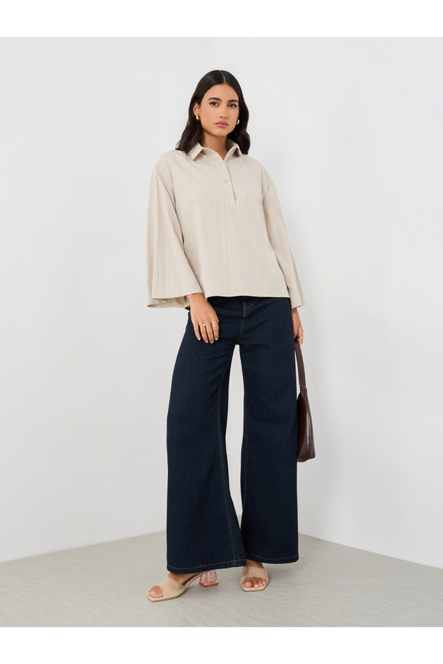 قميص سادة بياقة واسعة وقصّة مربعة - 2