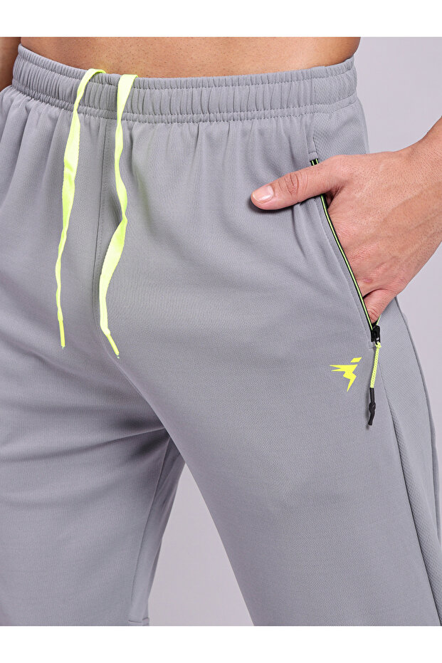 Solid Elasticated Trackpants with Pockets - 3