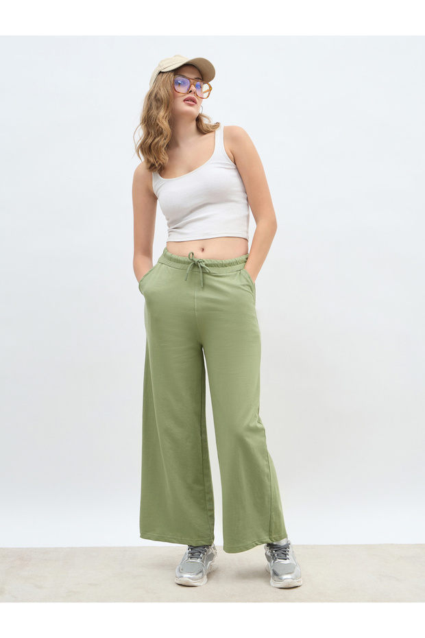 بنطال رياضي بساق مستقيمة مع رباط - 1