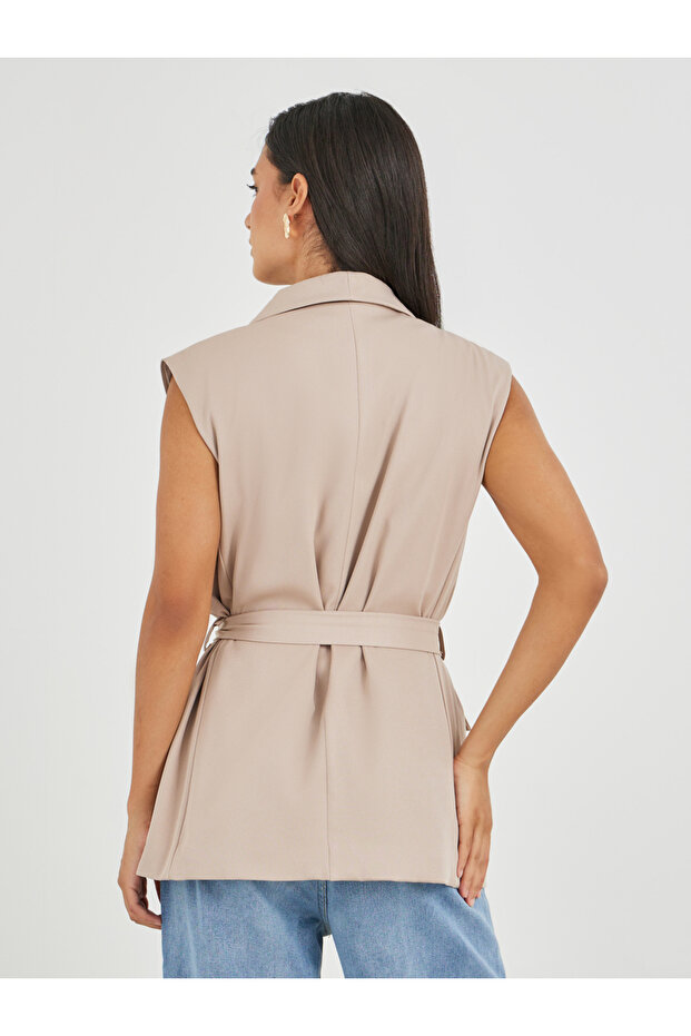 سترة بلا أكمام بحزام وطول عادي وقصّة عادية - 4