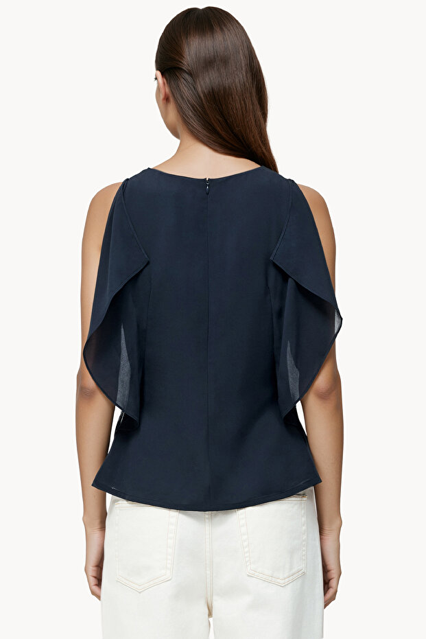 Plain Regular Round Neck Top - 4