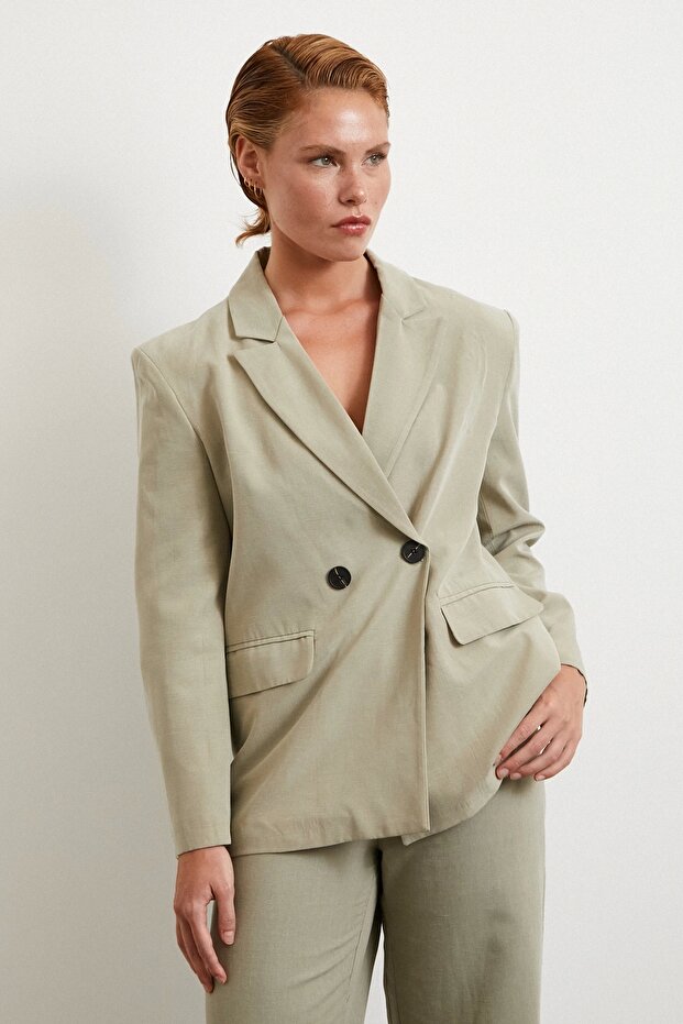 سترة بليزر من الكتان بزر مزدوج باللون الرمادي - 1