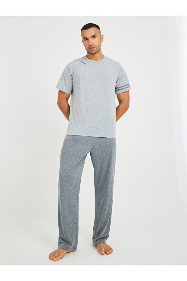 Slogan Print Short Sleeve T-Shirt and Pyjama Set
