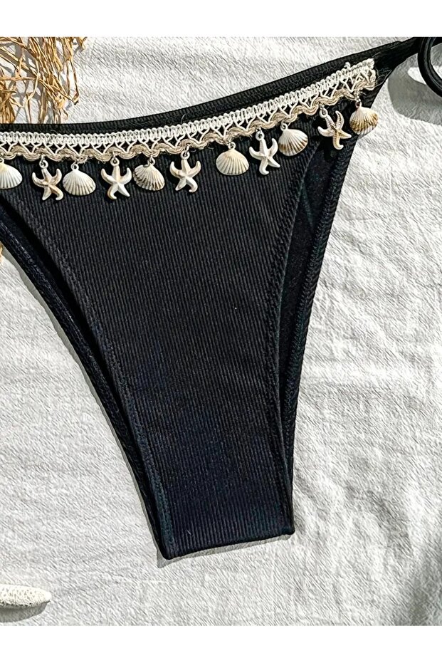 Aksesuarlı Bikini Takımı - 4