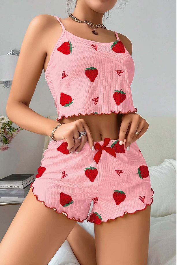 Çilek Desenli Fırfırlı Şortlu Pijama Takımı - 4