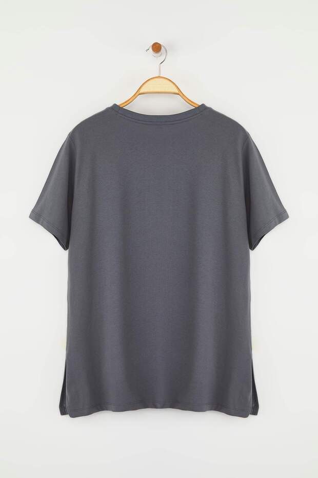 Antrasit Bisiklet Yaka %100 Pamuk Örme T-Shirt TBBSS23BF00030 - 10