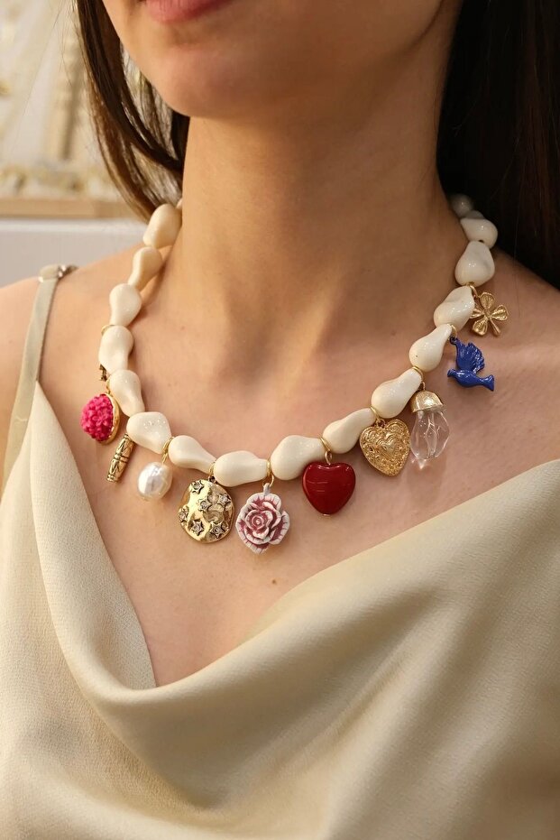 İncili Charmlı Kolye - 1