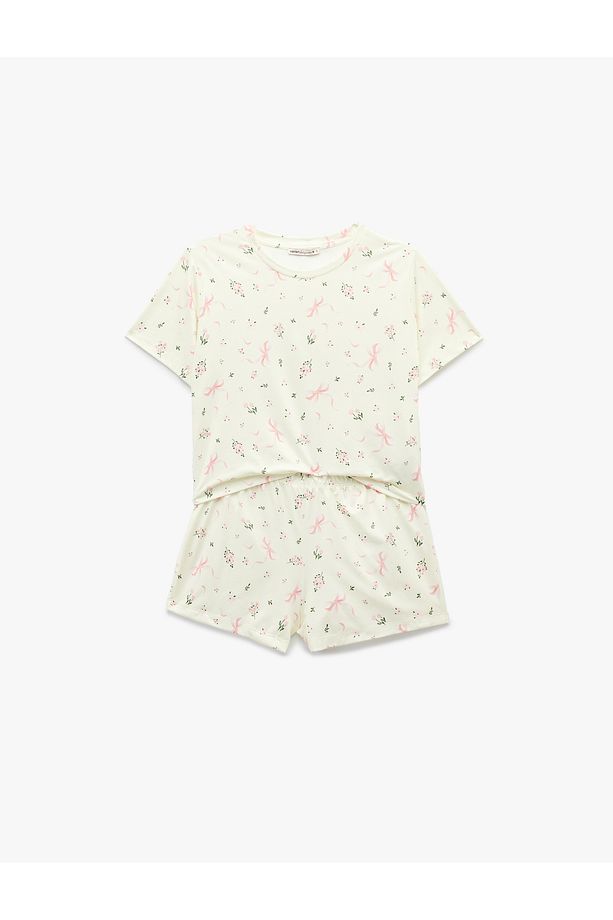 Kısa Kollu Bisiklet Yaka Çiçekli Şortlu Pijama Takımı - 4