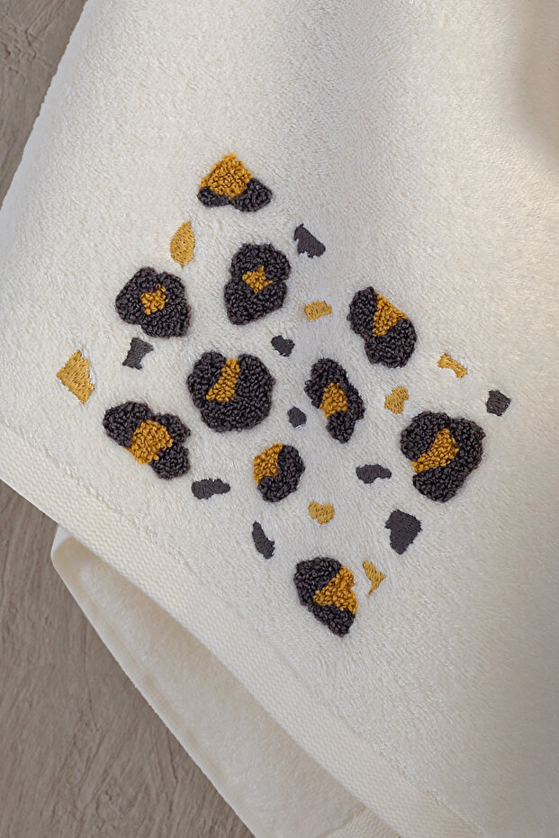 Leopar - 70% Bamboo / 30% Cotton Embroidered Hand Towels - Set of 6 50X90