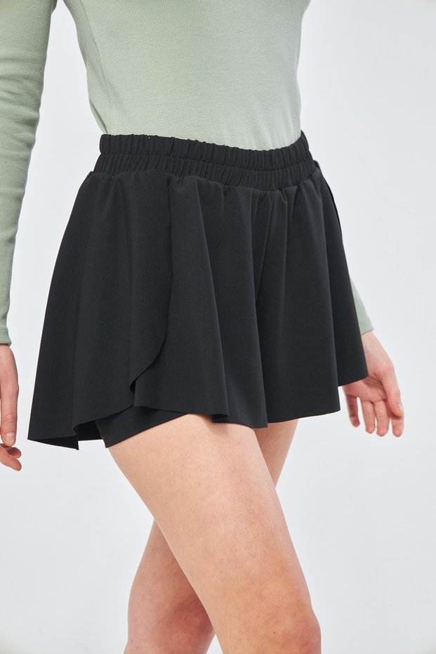 Black Women's 2 Layer Flared Skirt Look Sport Shorts - Shorts Leggings 2in1 - Rane