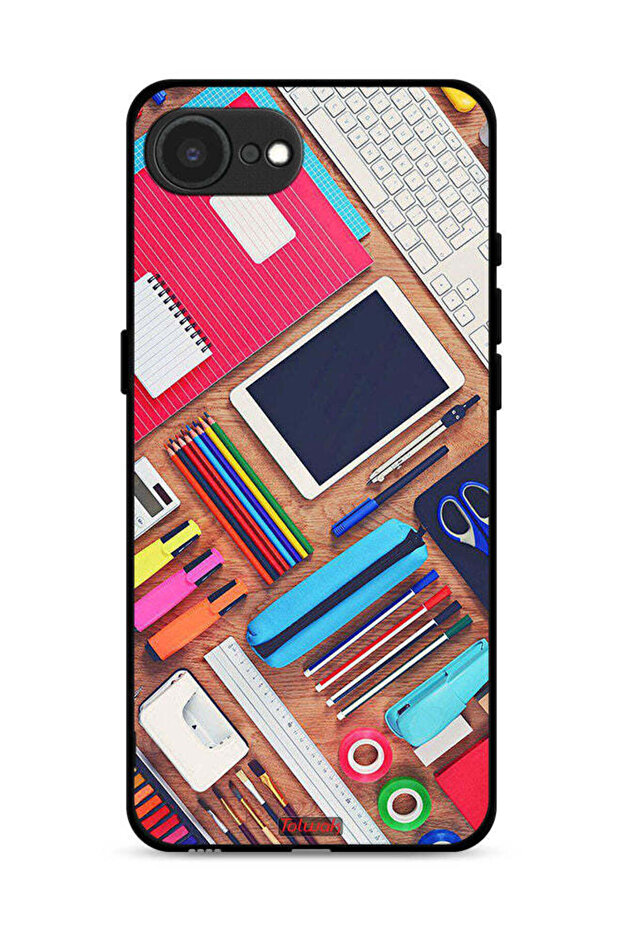غطاء حماية لجهاز Apple iPhone 16e بتصميم فتاة هواية مكتبية