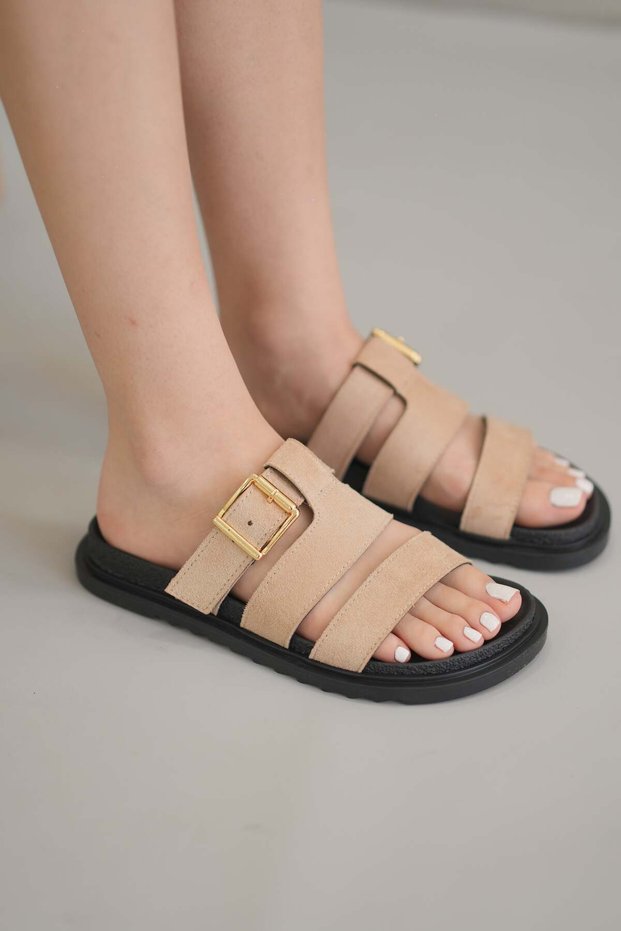 Mari Women's Mink Suede Buckle Detailed Casual Slippers