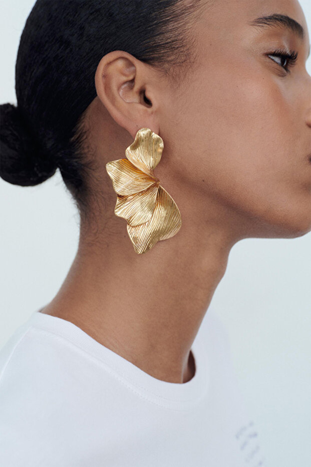 Textured Leaf Earrings - 1