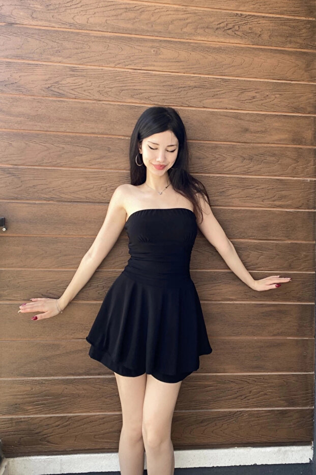 Στράπλες Μίνι φόρεμα με σορτς - 1