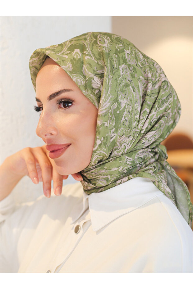 وشاح قطني مستورد بنمط فلورا - 2