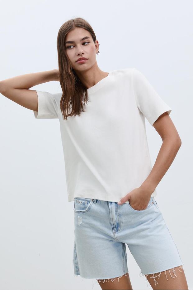 تي شيرت أساسي مناسب بشكل منتظم - 2