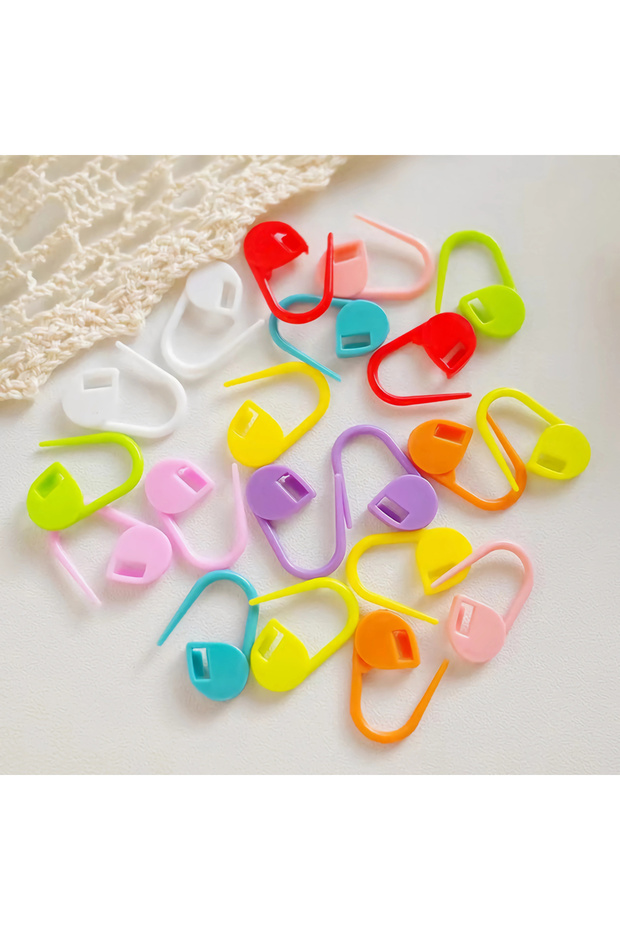 Markers mix randomly 100 Pcs/Pack Mini Knitting Crochet Locking Stitch Markers Can Baby Greeting Car