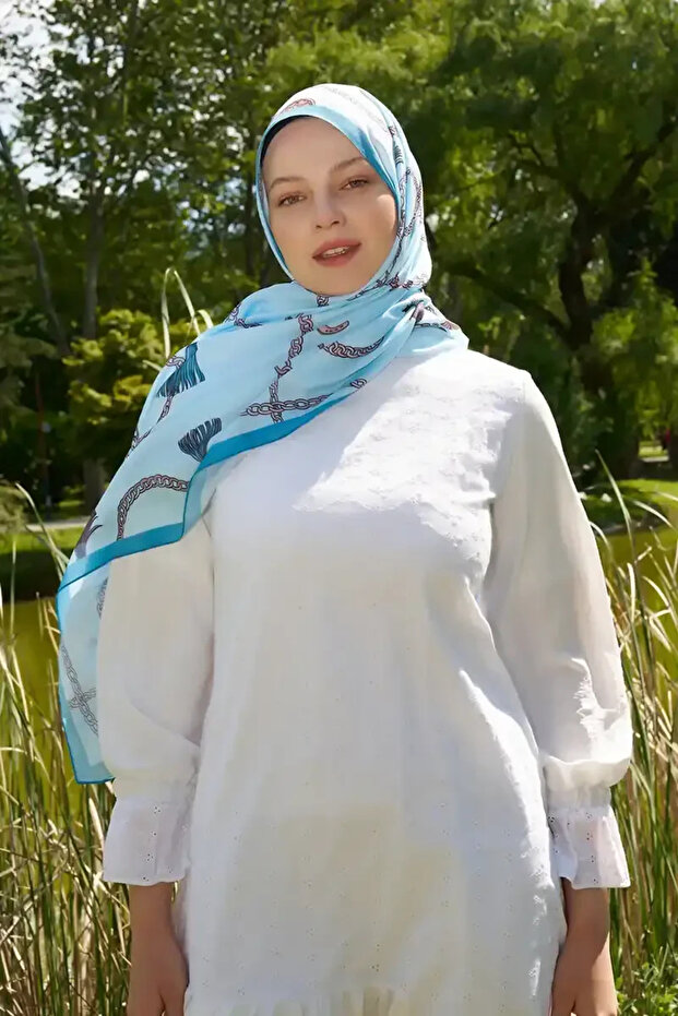 Hyper Chain Pattern Shawl - Blue - 2