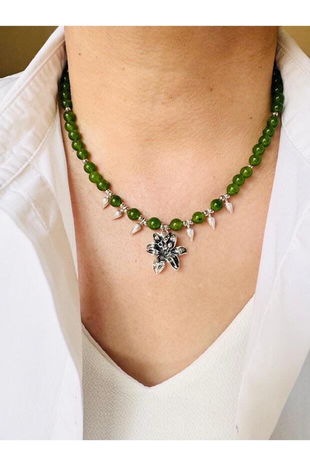 Agate Green Natural Stone Design Flower Necklace 45 cm