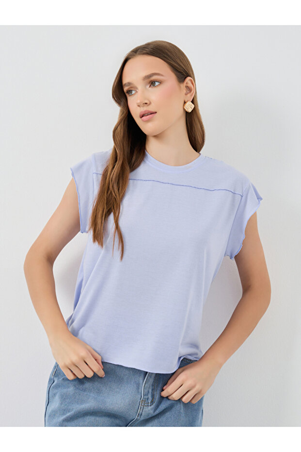 تي شيرت سادة برقبة دائرية وقصة عادية - 1