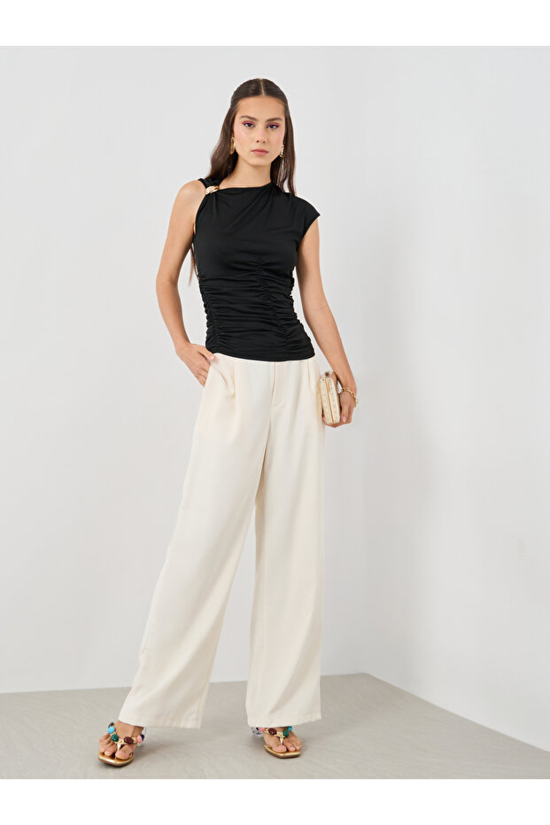 Solid Sleeveless Asymmetric Neck Top - 2