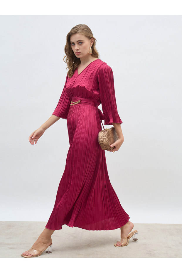Solid 3/4 Sleeves Pleated A-line Maxi Dress with Belt
