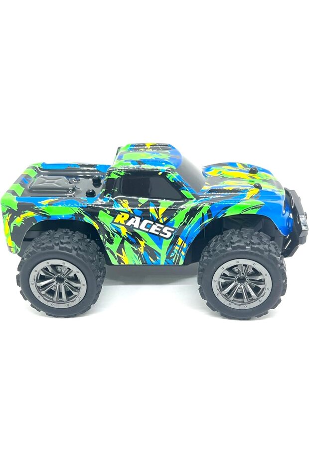 MZtoyz 1:20 RC Car, Anti Collision, Off Road High Speed f2 Batteries inc Blue/green